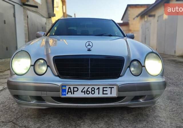 Сірий Мерседес Е-Клас, об'ємом двигуна 2 л та пробігом 389 тис. км за 4000 $, фото 1 на Automoto.ua