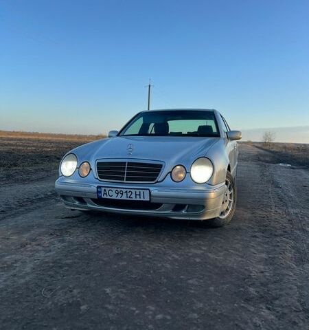 Серый Мерседес Е-Класс, объемом двигателя 2.69 л и пробегом 443 тыс. км за 4250 $, фото 1 на Automoto.ua