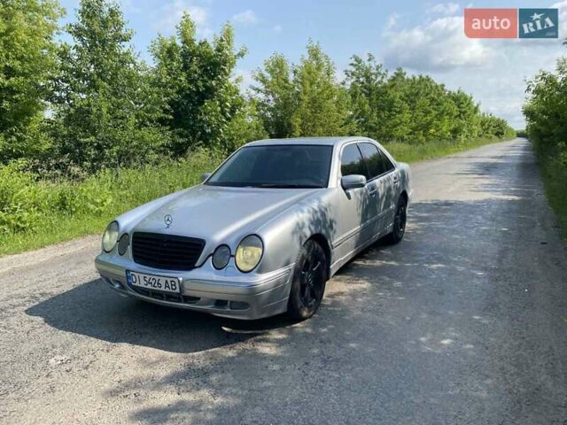 Сірий Мерседес Е-Клас, об'ємом двигуна 2.2 л та пробігом 423 тис. км за 5500 $, фото 1 на Automoto.ua