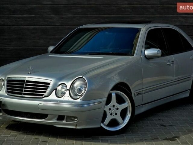 Серый Мерседес Е-Класс, объемом двигателя 3.23 л и пробегом 517 тыс. км за 7999 $, фото 1 на Automoto.ua