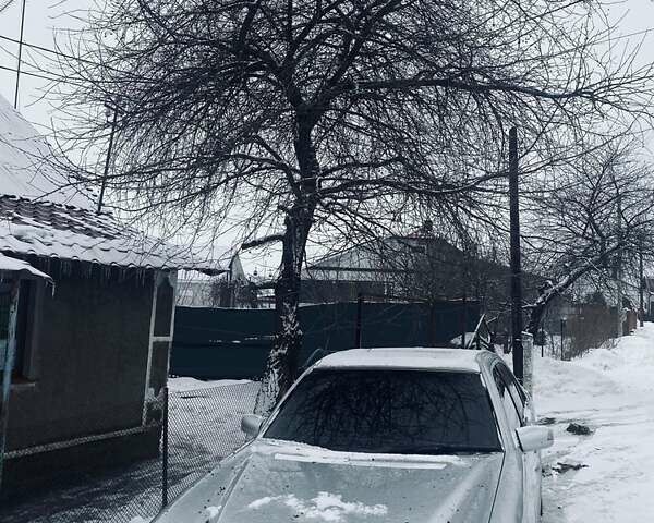 Серый Мерседес Е-Класс, объемом двигателя 2.4 л и пробегом 450 тыс. км за 4000 $, фото 1 на Automoto.ua