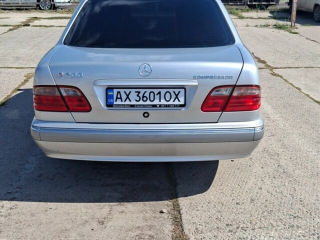Сірий Мерседес Е-Клас, об'ємом двигуна 2 л та пробігом 170 тис. км за 7700 $, фото 1 на Automoto.ua