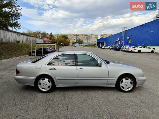 Сірий Мерседес Е-Клас, об'ємом двигуна 3.2 л та пробігом 356 тис. км за 8499 $, фото 1 на Automoto.ua