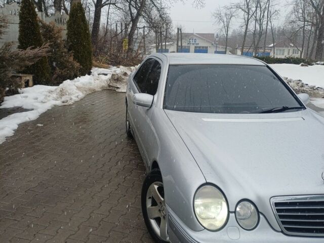 Серый Мерседес Е-Класс, объемом двигателя 2.7 л и пробегом 380 тыс. км за 5200 $, фото 1 на Automoto.ua