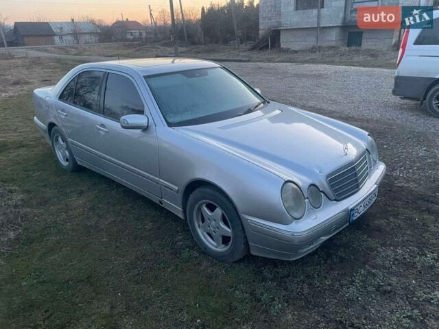 Сірий Мерседес Е-Клас, об'ємом двигуна 2.69 л та пробігом 450 тис. км за 3100 $, фото 1 на Automoto.ua