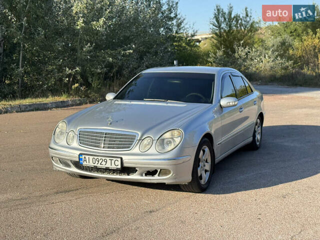Сірий Мерседес Е-Клас, об'ємом двигуна 2.2 л та пробігом 448 тис. км за 5250 $, фото 1 на Automoto.ua