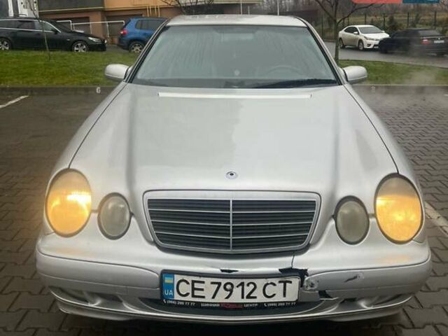 Серый Мерседес Е-Класс, объемом двигателя 2.6 л и пробегом 320 тыс. км за 1950 $, фото 1 на Automoto.ua