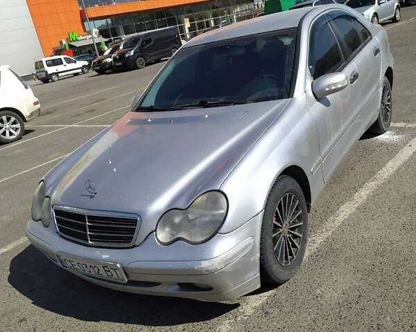 Серый Мерседес Е-Класс, объемом двигателя 2.22 л и пробегом 55 тыс. км за 4200 $, фото 1 на Automoto.ua