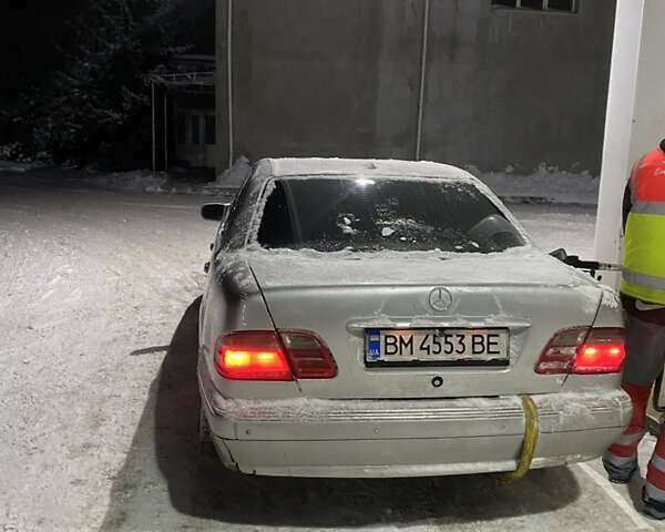 Серый Мерседес Е-Класс, объемом двигателя 4.3 л и пробегом 545 тыс. км за 3800 $, фото 1 на Automoto.ua