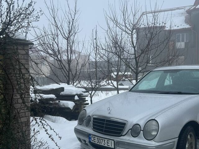 Серый Мерседес Е-Класс, объемом двигателя 2.1 л и пробегом 350 тыс. км за 3500 $, фото 1 на Automoto.ua