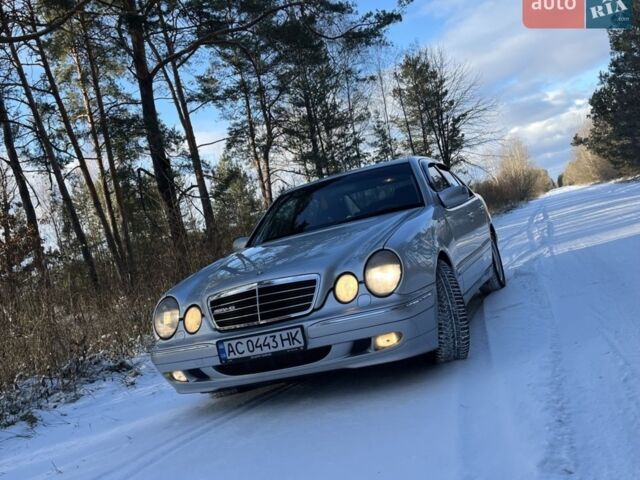 Серый Мерседес Е-Класс, объемом двигателя 3.2 л и пробегом 350 тыс. км за 5100 $, фото 1 на Automoto.ua