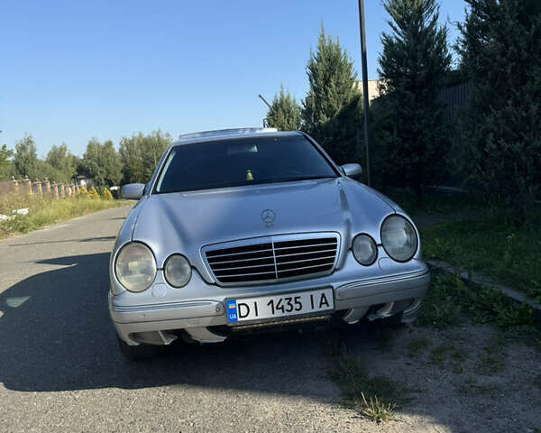 Серый Мерседес Е-Класс, объемом двигателя 3.22 л и пробегом 400 тыс. км за 4200 $, фото 1 на Automoto.ua