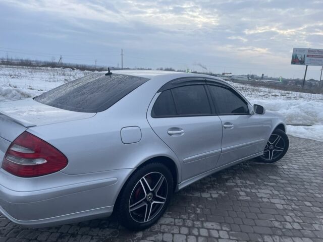 Сірий Мерседес Е-Клас, об'ємом двигуна 1.8 л та пробігом 320 тис. км за 5500 $, фото 1 на Automoto.ua