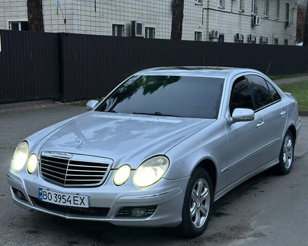 Сірий Мерседес Е-Клас, об'ємом двигуна 2.6 л та пробігом 354 тис. км за 5000 $, фото 1 на Automoto.ua