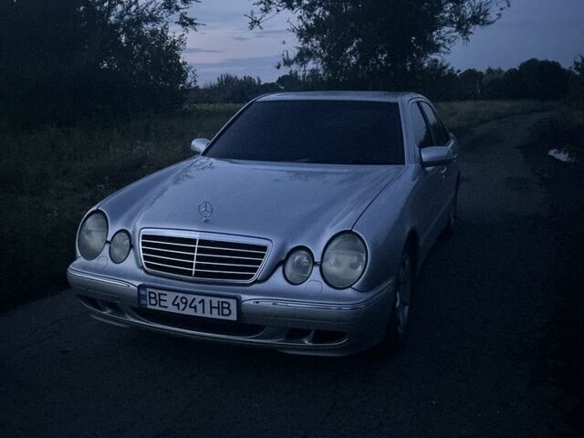 Серый Мерседес Е-Класс, объемом двигателя 2.7 л и пробегом 34 тыс. км за 3000 $, фото 1 на Automoto.ua