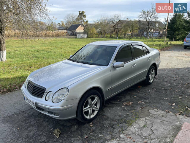 Мерседес Е-Класс 2002 в Остоге на Automoto.ua Серый Мерседес Е-Класс, объемом двигателя 2.15 л и пробегом 377 тыс. км за 4750 $, фото 1 на Automoto.ua