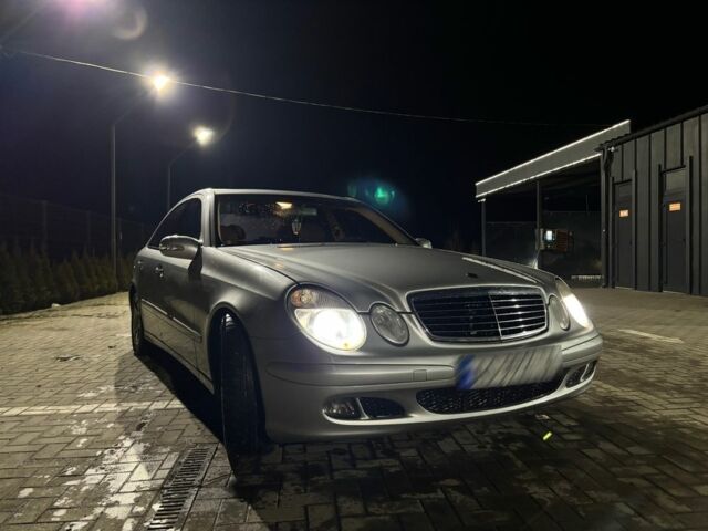 Сірий Мерседес Е-Клас, об'ємом двигуна 2.7 л та пробігом 420 тис. км за 6200 $, фото 1 на Automoto.ua