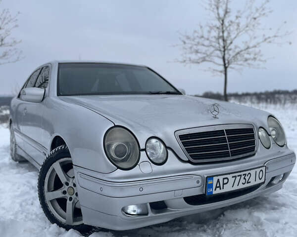Серый Мерседес Е-Класс, объемом двигателя 2.8 л и пробегом 424 тыс. км за 5000 $, фото 1 на Automoto.ua
