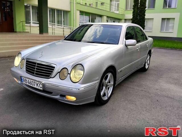 Сірий Мерседес Е-Клас, об'ємом двигуна 2.8 л та пробігом 350 тис. км за 3800 $, фото 1 на Automoto.ua