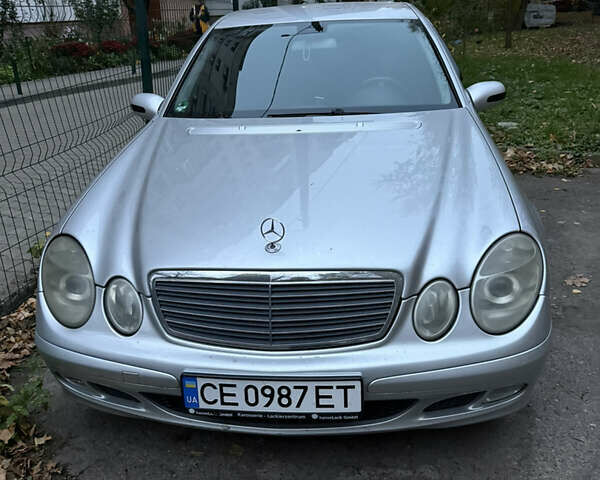 Серый Мерседес Е-Класс, объемом двигателя 2.2 л и пробегом 350 тыс. км за 5800 $, фото 1 на Automoto.ua