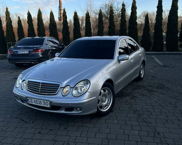 Серый Мерседес Е-Класс, объемом двигателя 2.2 л и пробегом 356 тыс. км за 5299 $, фото 1 на Automoto.ua