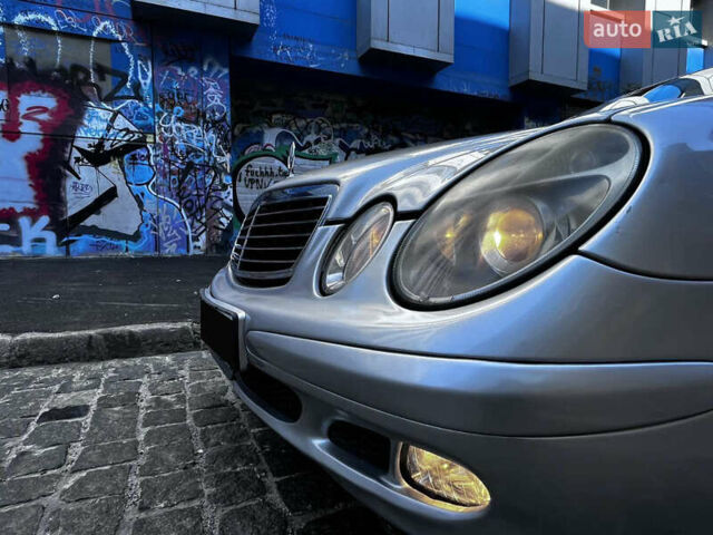 Сірий Мерседес Е-Клас, об'ємом двигуна 2.7 л та пробігом 258 тис. км за 6500 $, фото 1 на Automoto.ua