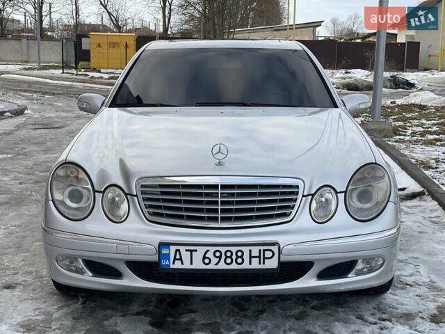 Сірий Мерседес Е-Клас, об'ємом двигуна 2.7 л та пробігом 456 тис. км за 6900 $, фото 1 на Automoto.ua