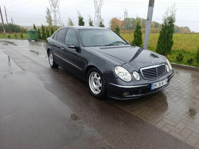 Сірий Мерседес Е-Клас, об'ємом двигуна 2.7 л та пробігом 350 тис. км за 5800 $, фото 1 на Automoto.ua