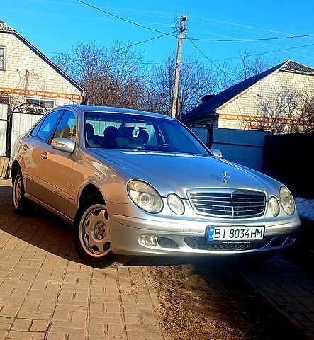 Сірий Мерседес Е-Клас, об'ємом двигуна 2.1 л та пробігом 400 тис. км за 6500 $, фото 1 на Automoto.ua