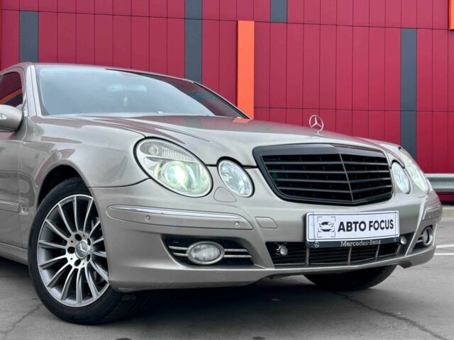 Сірий Мерседес Е-Клас, об'ємом двигуна 2.7 л та пробігом 382 тис. км за 7490 $, фото 1 на Automoto.ua