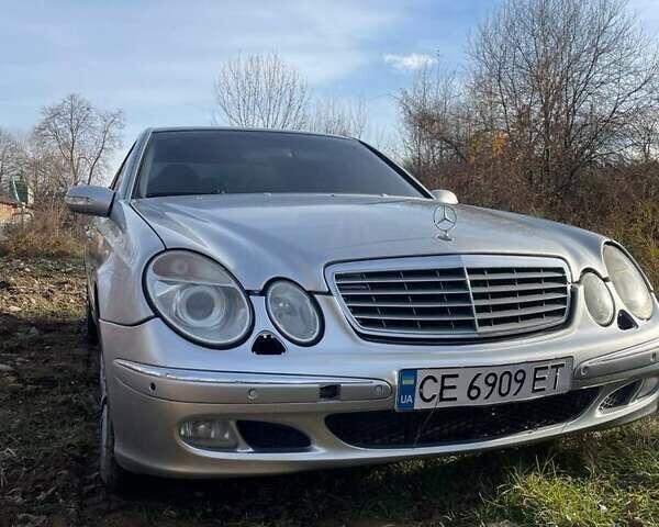 Сірий Мерседес Е-Клас, об'ємом двигуна 2.6 л та пробігом 100 тис. км за 4400 $, фото 1 на Automoto.ua