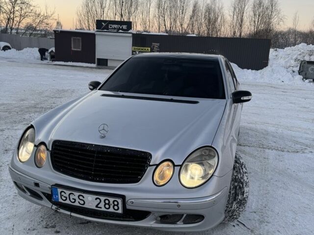Серый Мерседес Е-Класс, объемом двигателя 2.7 л и пробегом 380 тыс. км за 2300 $, фото 1 на Automoto.ua