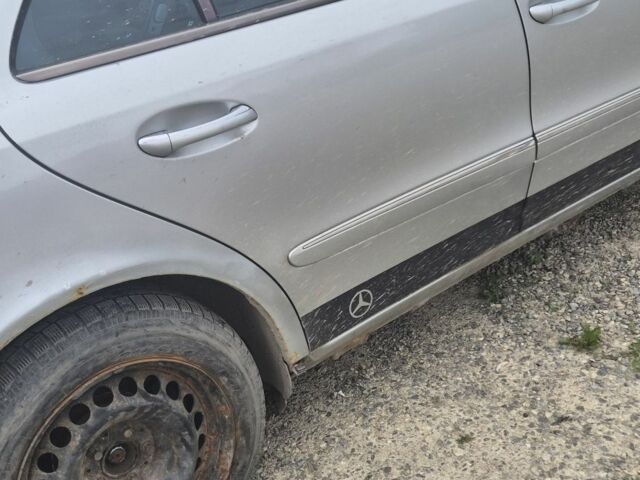 Серый Мерседес Е-Класс, объемом двигателя 0 л и пробегом 400 тыс. км за 1300 $, фото 1 на Automoto.ua