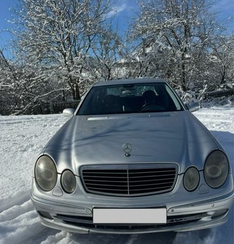 Серый Мерседес Е-Класс, объемом двигателя 2.7 л и пробегом 366 тыс. км за 4386 $, фото 1 на Automoto.ua