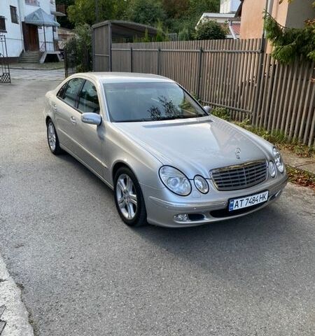 Сірий Мерседес Е-Клас, об'ємом двигуна 2.69 л та пробігом 276 тис. км за 8200 $, фото 1 на Automoto.ua