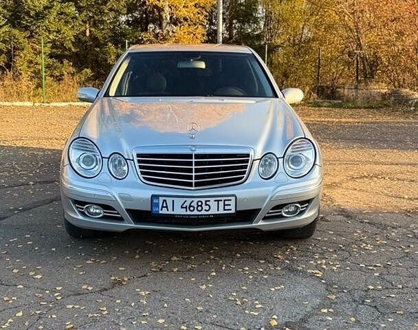Сірий Мерседес Е-Клас, об'ємом двигуна 2.15 л та пробігом 380 тис. км за 7600 $, фото 1 на Automoto.ua