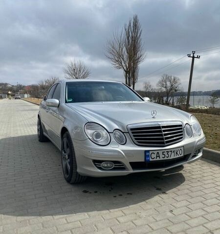 Серый Мерседес Е-Класс, объемом двигателя 2.15 л и пробегом 380 тыс. км за 6700 $, фото 1 на Automoto.ua