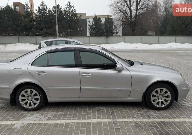 Сірий Мерседес Е-Клас, об'ємом двигуна 1.8 л та пробігом 340 тис. км за 6250 $, фото 1 на Automoto.ua
