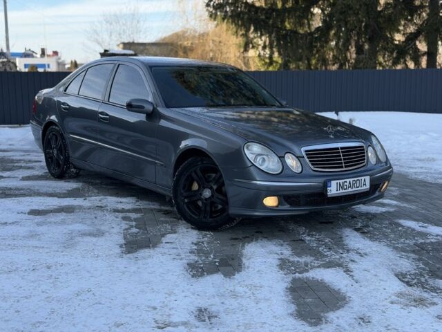 Сірий Мерседес Е-Клас, об'ємом двигуна 3.2 л та пробігом 350 тис. км за 4250 $, фото 1 на Automoto.ua