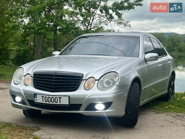 Серый Мерседес Е-Класс, объемом двигателя 2.69 л и пробегом 500 тыс. км за 5600 $, фото 1 на Automoto.ua