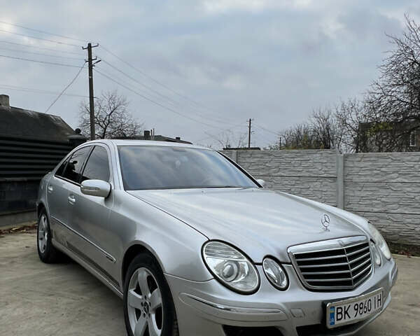Серый Мерседес Е-Класс, объемом двигателя 2.7 л и пробегом 370 тыс. км за 5550 $, фото 1 на Automoto.ua