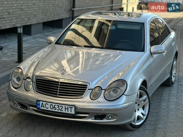 Сірий Мерседес Е-Клас, об'ємом двигуна 3.22 л та пробігом 475 тис. км за 6850 $, фото 1 на Automoto.ua