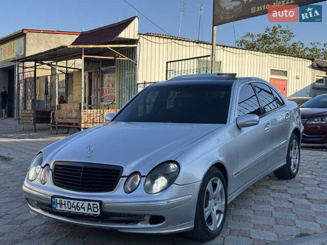 Серый Мерседес Е-Класс, объемом двигателя 3.22 л и пробегом 400 тыс. км за 5799 $, фото 1 на Automoto.ua