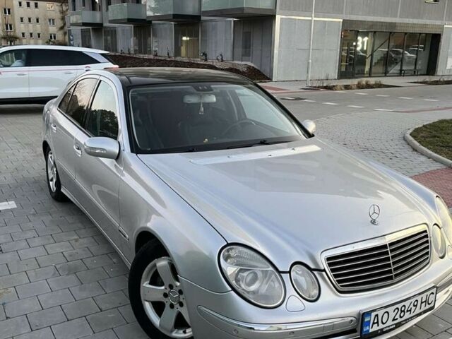 Серый Мерседес Е-Класс, объемом двигателя 3.2 л и пробегом 525 тыс. км за 6800 $, фото 1 на Automoto.ua