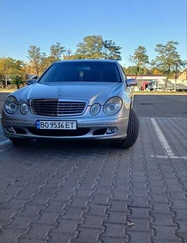 Серый Мерседес Е-Класс, объемом двигателя 1.8 л и пробегом 289 тыс. км за 7150 $, фото 1 на Automoto.ua