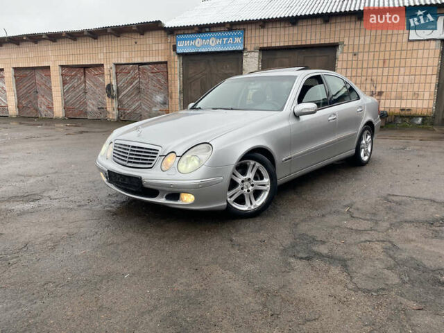 Сірий Мерседес Е-Клас, об'ємом двигуна 3.2 л та пробігом 272 тис. км за 3850 $, фото 1 на Automoto.ua