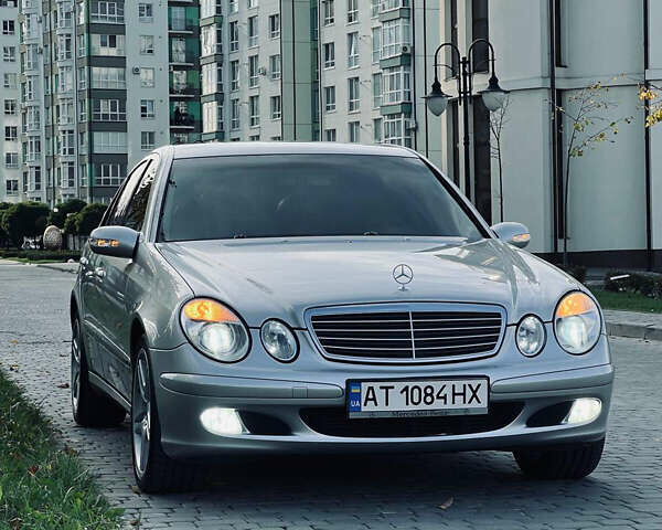 Мерседес Е-Клас 2004 у Івано-Франківську на Automoto.ua Сірий Мерседес Е-Клас, об'ємом двигуна 2.15 л та пробігом 462 тис. км за 8100 $, фото 1 на Automoto.ua