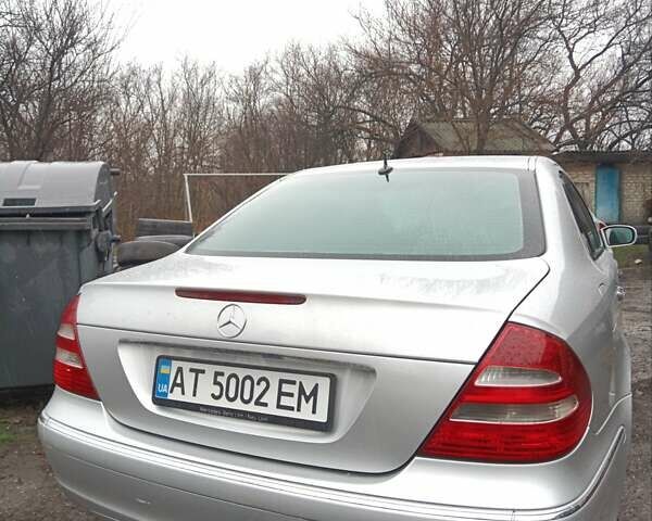 Сірий Мерседес Е-Клас, об'ємом двигуна 1.8 л та пробігом 315 тис. км за 6499 $, фото 1 на Automoto.ua