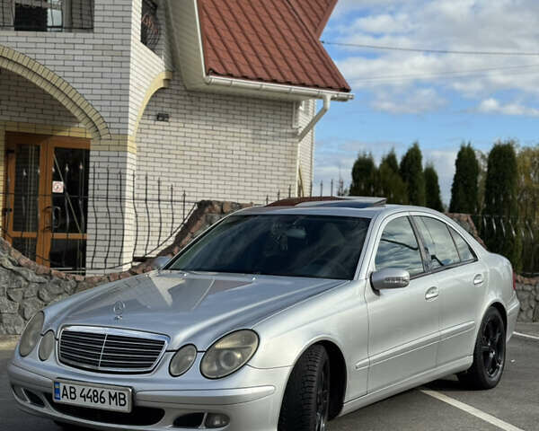 Мерседес Е-Клас 2004 у Вінниці на Automoto.ua Сірий Мерседес Е-Клас, об'ємом двигуна 1.8 л та пробігом 459 тис. км за 4799 $, фото 1 на Automoto.ua