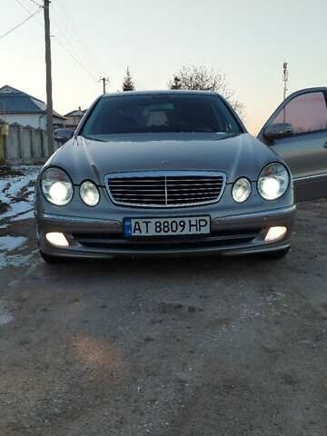 Серый Мерседес Е-Класс, объемом двигателя 2.6 л и пробегом 214 тыс. км за 6300 $, фото 1 на Automoto.ua